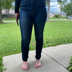AEO High-waisted Skinny Jeans
